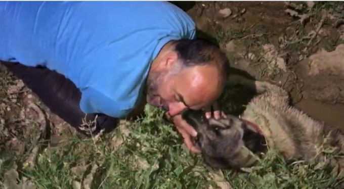 Bursa'da göz yaşlarına boğuldu