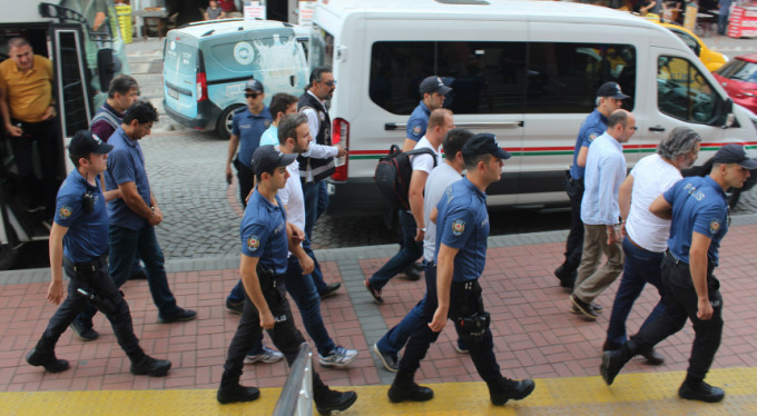 FETÖ operasyonunda flaş gelişme!