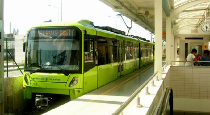 Bursaray'a yıldırım düştü!