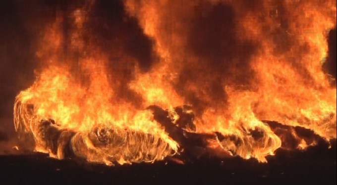 Bursa'da ateşe verip gittiler!