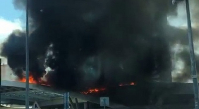 Rezidans inşaatında korkutan yangın