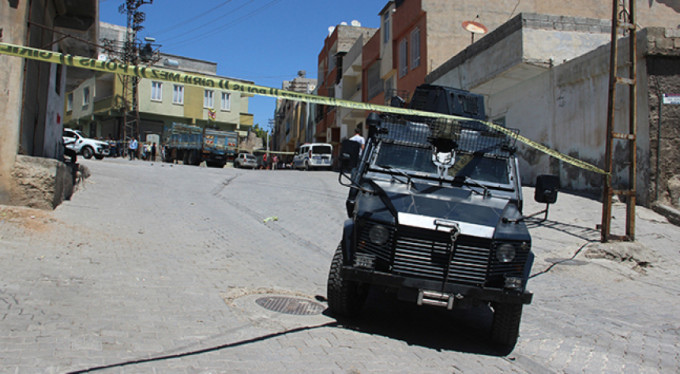 İki aile arasında silahlı kavga! 3 ağır yaralı