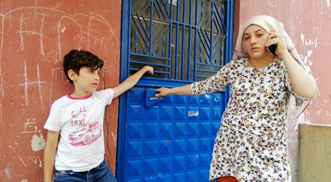 Hırsızları bu taktikle yakalattı!