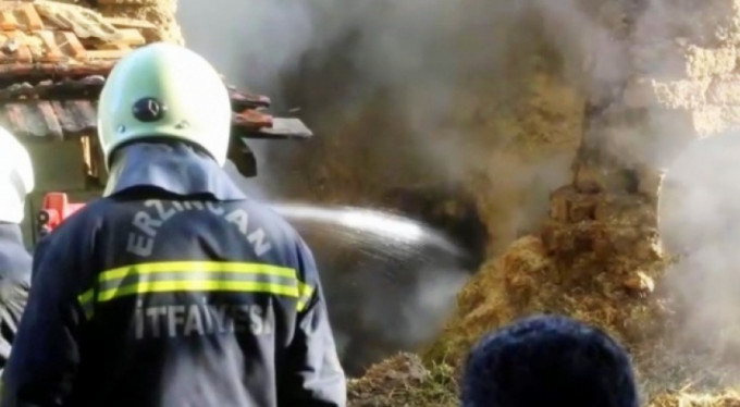 Açık unutulan lamba facia getirdi!