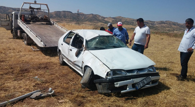 Kontrolden çıkan otomobil takla attı!