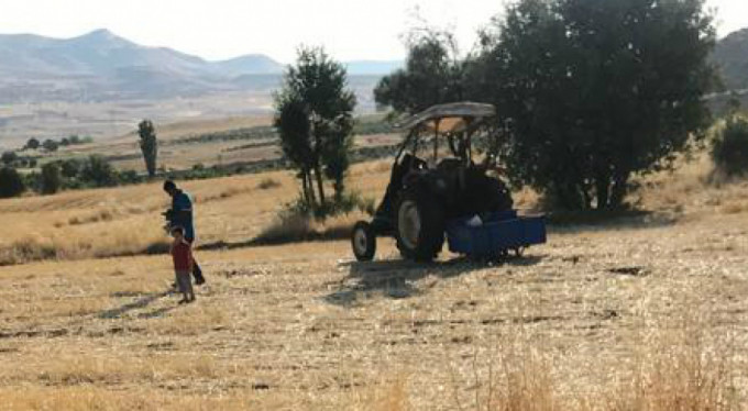 Kontrolden çıktı takla attı: 6 kişi...