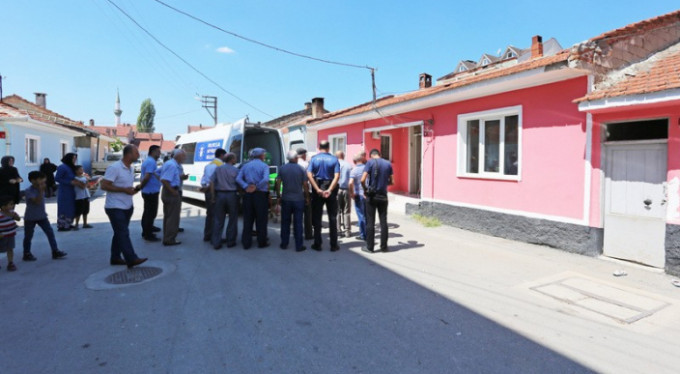 Komşuları merak etti, üzücü haber geldi!