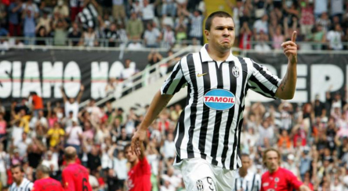 Bursaspor'un hedefi Bojinov!