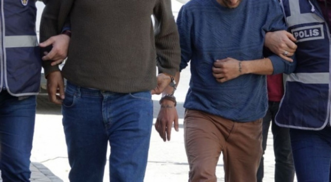 FETÖ operasyonunda 9 gözaltı!