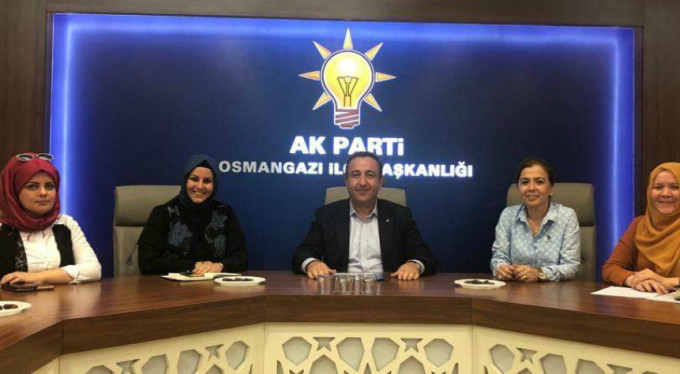 "Ak Parti'nin tek alternatifi Ak Parti'dir"