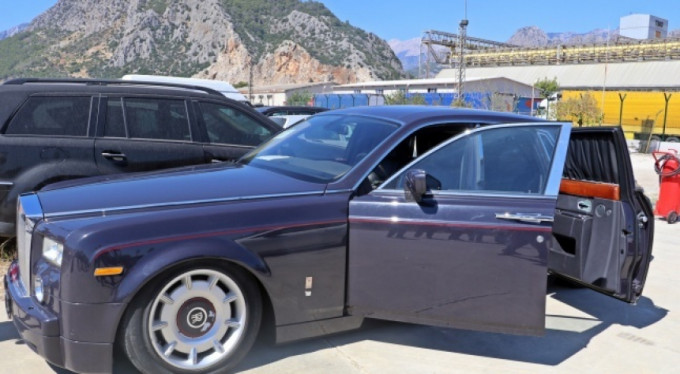 Teminatı bile lüks araç fiyatında!