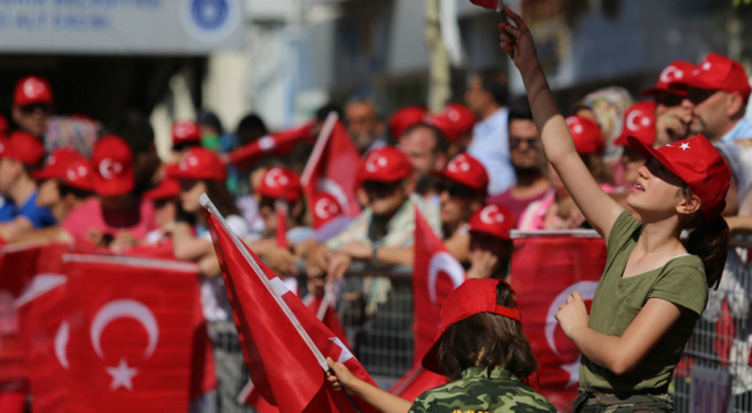 Bursa'da helikopterli tören!