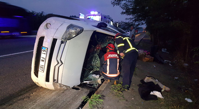 Kontrolden çıktı devrildi!