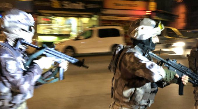 Bursa'da 500 polisle dev operasyon!