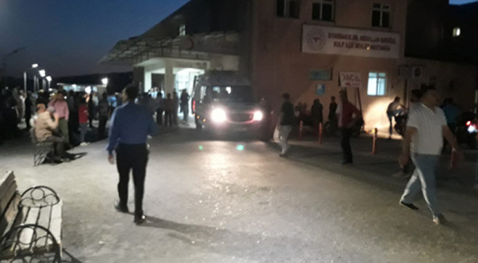 Diyarbakır'da hain saldırı: 4 şehit 13 yaralı