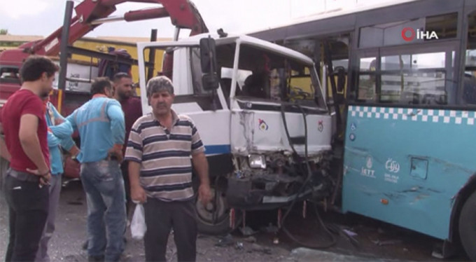 Feci kaza! 9 yaralı...