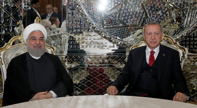 Üçlü zirve öncesi ikili görüşme!