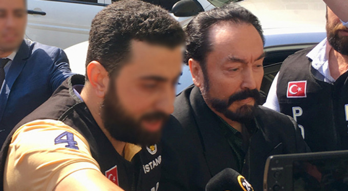 Adnan Oktar sanık kürsüsünde!