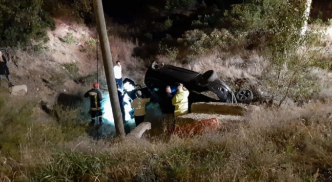 Kontrolden çıktı şarampole devrildi!