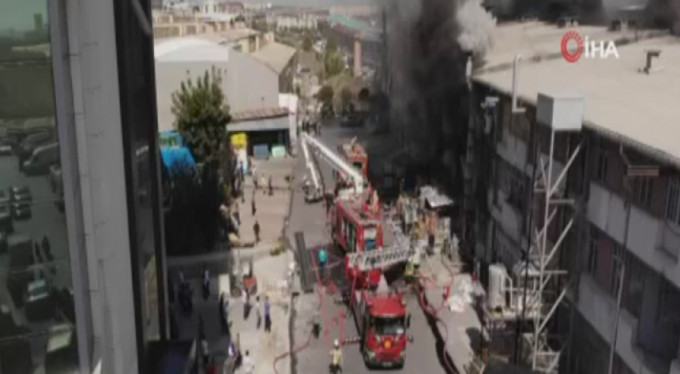 Fabrikada yangın paniği!