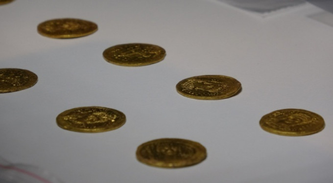 Bin 500 yıllık define bulundu!