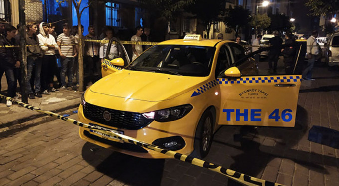 Taksiciye gaspçı dehşeti!