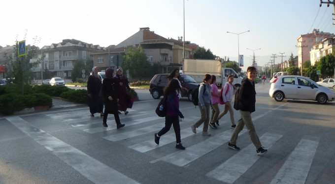 Bursa'da isyan var! Karşıdan karşıya geçemiyorlar...