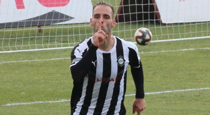 Timsah'ın gözdesiydi! Gollere başladı...