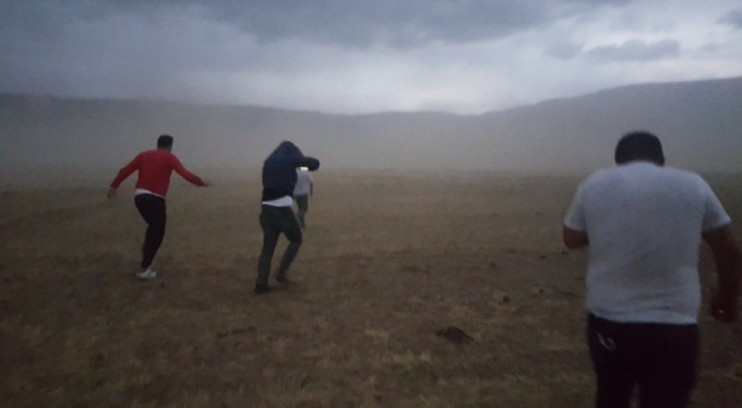 Korkutan fırtına! Kayboldular...