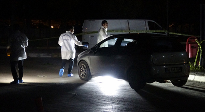 Hastane bahçesinde silahlı kavga: 1 ölü, 3 yaralı