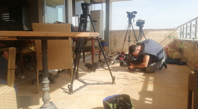 Teröristlerden gazetecilere hain saldırı!