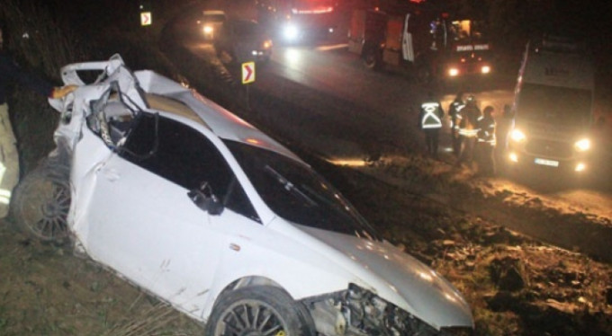 Yoldan çıkıp metrelerce takla attı: 2 yaralı