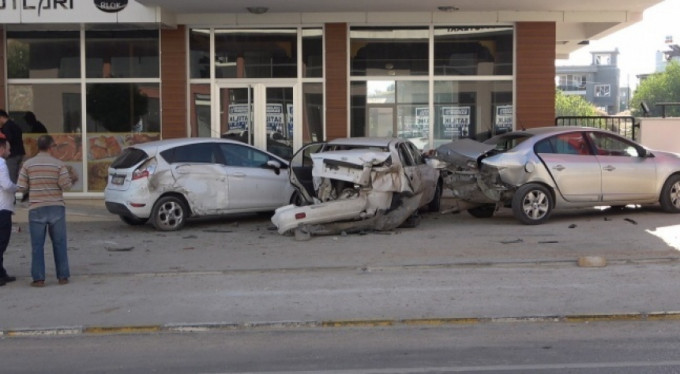 Kontrolden çıktı, ortalığı savaş alanına çevirdi!