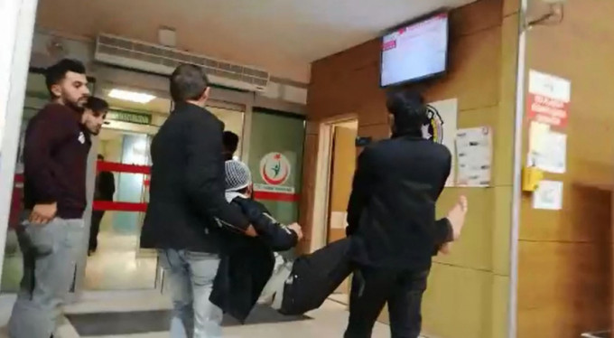 İşten eve dönen gence Bursa'da meydan dayağı