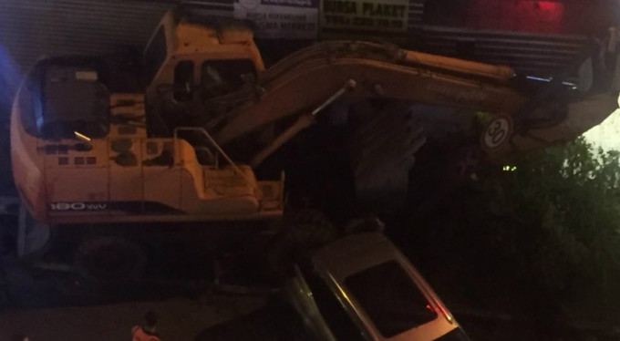 Freni boşaldı, Bursa'da dehşet saçtı!