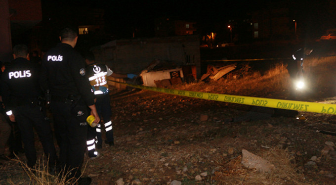 Boş arazide sır dolu ölüm!