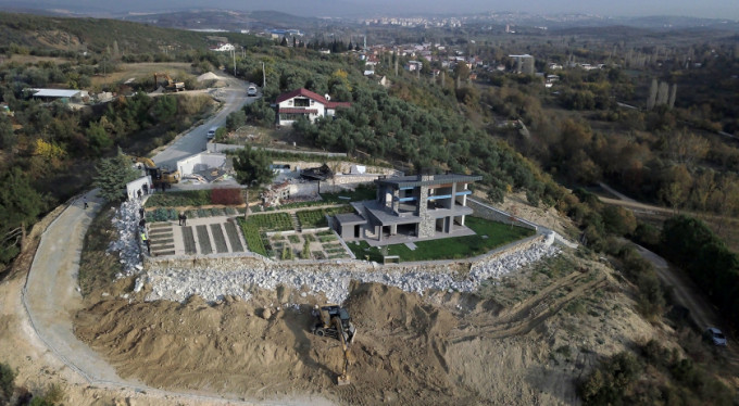 Bursa'da o villa yıkıldı!