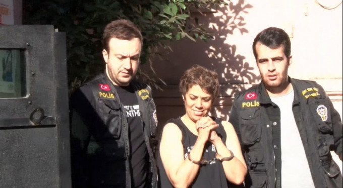 Türkiye onu konuşmuştu! Ev sahibine de saldırmış