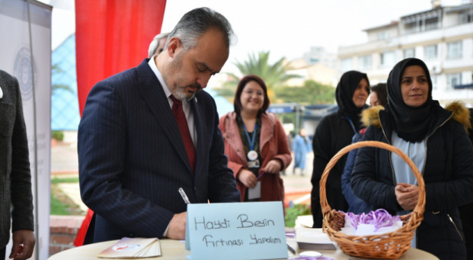 Bursa kadına şiddeti reddediyor