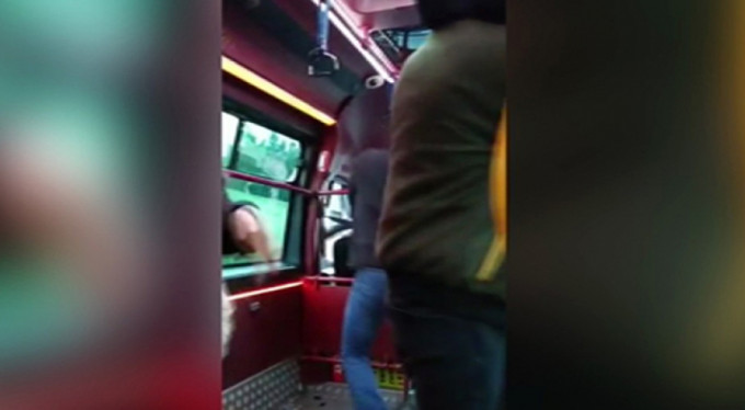 Beyzbol sopalı yolcu kapma kavgası! İşte o anlar