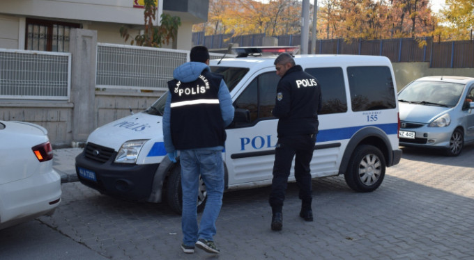 Öğretmenin platonik aşkı olaylı bitti!