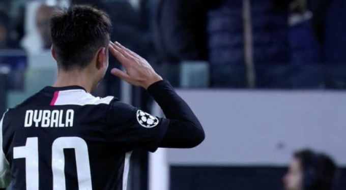 Juventus'un golcüsünden Merih'e asker selamı!