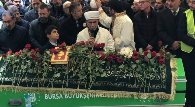 Sahte peygamber Bursa'da defnedildi!