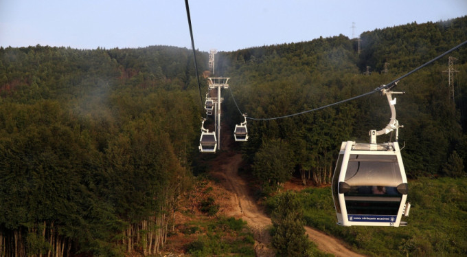 Teleferik seferlerine şiddetli rüzgar engeli