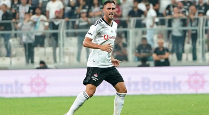 Victor Ruiz ilk yarıyı kapattı