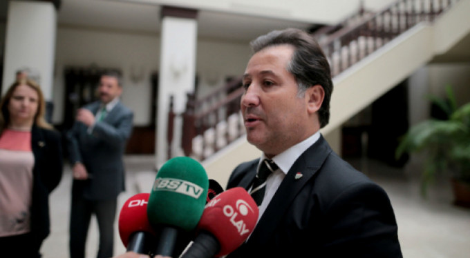 Mesut Mestan'dan geçmiş olsun mesajı