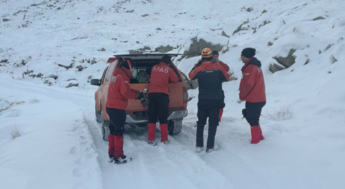 Kayıp 2 dağcı Uludağ'da işte böyle aranıyor!