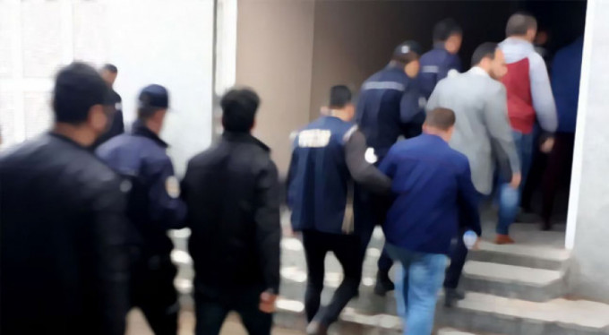 6 ilde FETÖ operasyonu! Çok sayıda gözaltı