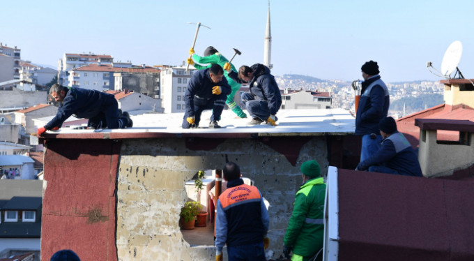 Bursa'da aksiyonlu yıkım!