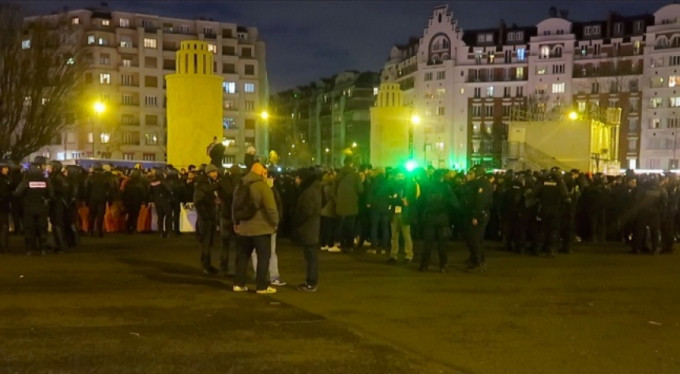 PSG ile Galatasaray taraftarı arasında arbede